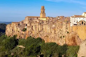 Cattedrale Prints: View of Pitigliano, Tuscany, Italy