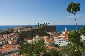 Non Urban Scene Prints: View over the rooftops of Camara de Lobos, Madeira, Portugal, Atlantic, Europe