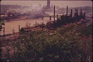 Riverfront Prints: VIEW OF THE SKYLINE AT PITTSBURGH
