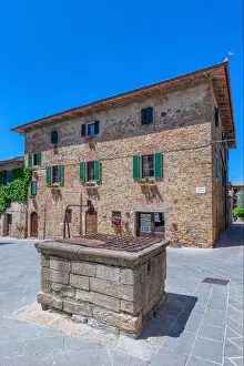 Village, Glimpse of Monticchiello, Val d'Orcia, Pienza, Tuscany, Italy, Europe