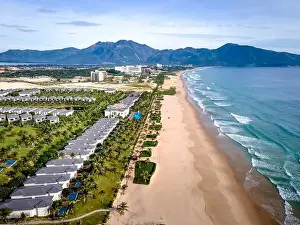 Vin Pearl five-star resort resort in Cam Ranh district