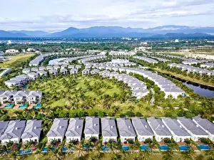 Vin Pearl five-star resort resort in Cam Ranh district