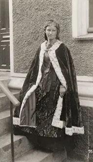 Robe Prints: Vintage 19th century/1900 photograph: young Iceland woman in robe