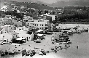 Costa Brava Prints: Vista de la playa de Llançà (Girona). Año 1955. Tarjeta postal