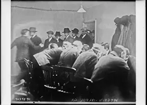 Recruitment Prints: Volunteer workers are recruited in London in 1926 during a period of labor unrest