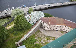 Defence Work Prints: VYBORG, RUSSIA - AUGUST 6, 2015: Top view on the Old City from the observation deck of the Vyborg Castle