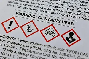Reach Prints: Warning on a Safety Data Sheet showing that the product contains PFAS substances