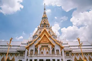 Challenges Prints: Wat Sothon Wararam Worawihan in Chachoengsao, Thailand