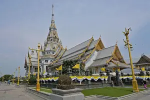 Revered Prints: Wat Sothon Wararam Worawihan is a third class royal Buddhist temple built on the bank of the Bang Pakong River