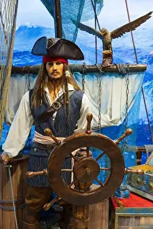 Faithful Prints: Wax statue of the American actor Johnny Depp (1963)