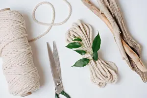Yarn Prints: Everything for weaving macrame, rope, scissors and sticks