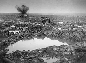 Mans Prints: WESTERN FRONT, FRANCE - circa 1917 - No man's land