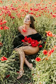 Poppy Prints: Woman poppies field