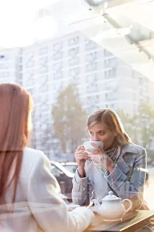 Coffee Cup Prints: Women drinking tea at sidewalk cafe