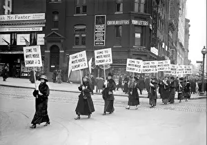 Ghiv Prints: Women's Suffrage March with Signs inviting People to Protest at White House