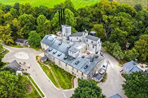 Liquor Prints: Woodford Reserve bourbon Distillery, Versailles, Kentucky, USA