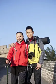 Asians Prints: Young couples in the Great Wall Tourism