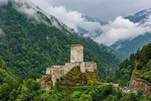 Blacksea Prints: Zilkale Castle in Rize, Turkey
